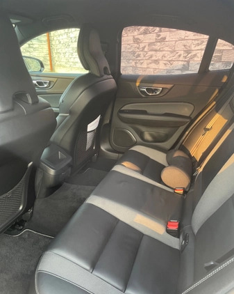 Volvo S60 cena 149999 przebieg: 106000, rok produkcji 2019 z Warszawa małe 106